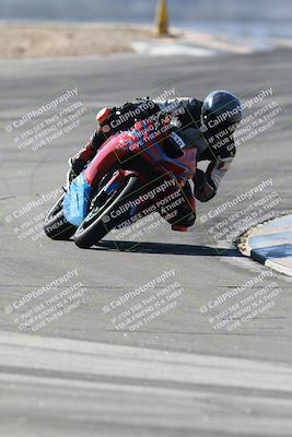 media/Jan-15-2026-Racers Edge (Thu) [[dfebeb70ab]]/3-B Group/Session 1 (Turns 9 and 8)/